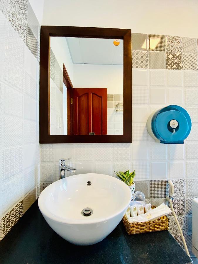Hotel Duc Thanh 2 Chi Khu Co Ong Bagian luar foto